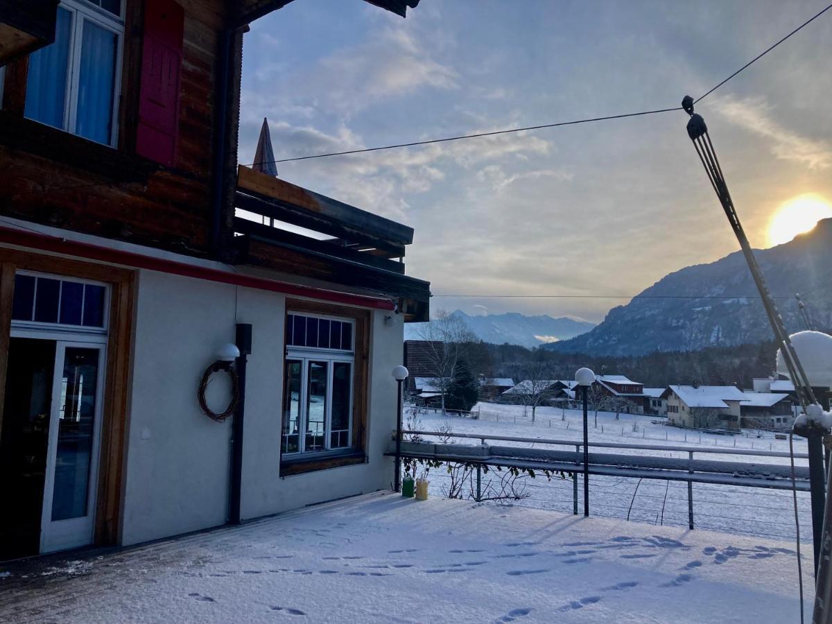 Hotel Alpenrose Beim Ballenberg Hofstetten bei Brienz Exterior photo